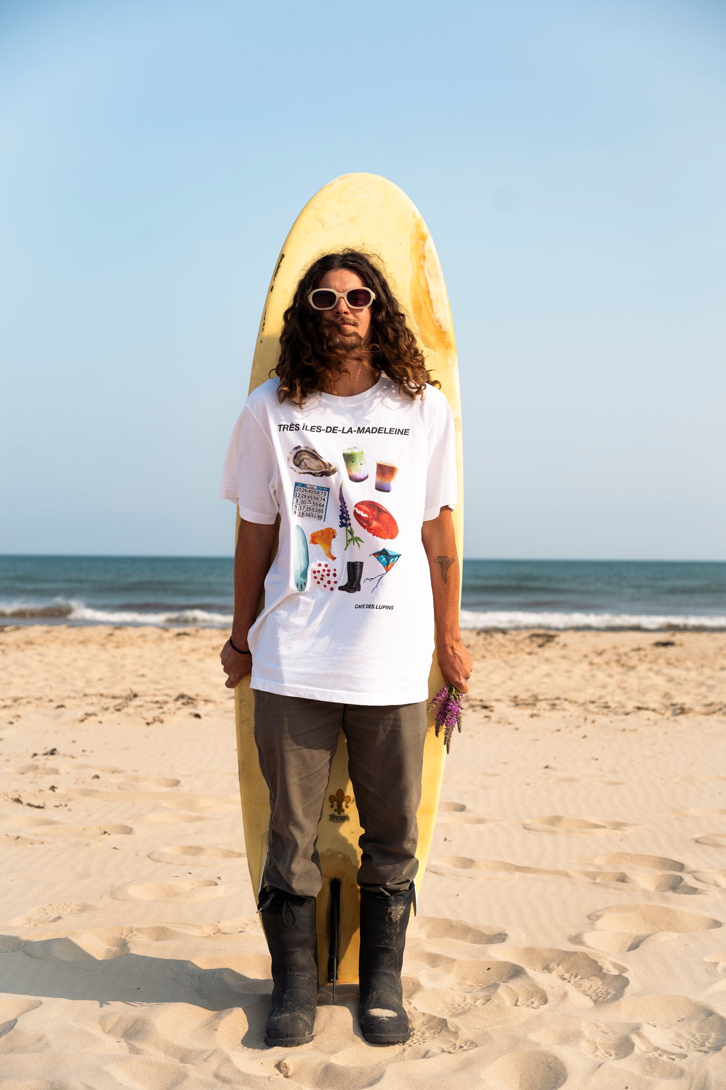 T-Shirt Lupins ''Très Îles-de-la-Madeleine''